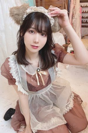 霓颜蒾笙