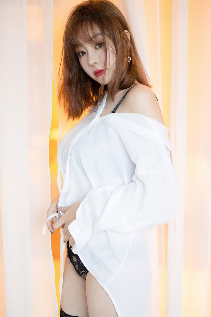 冰淇淋少女