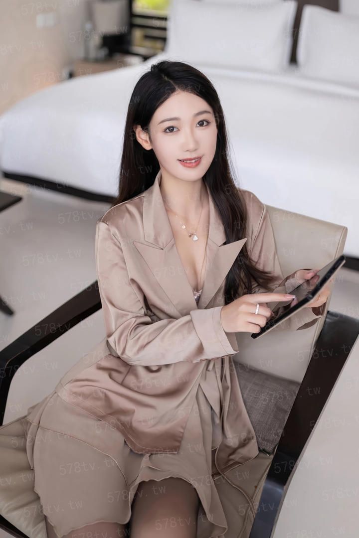 农女成凤：捡个皇帝来种田