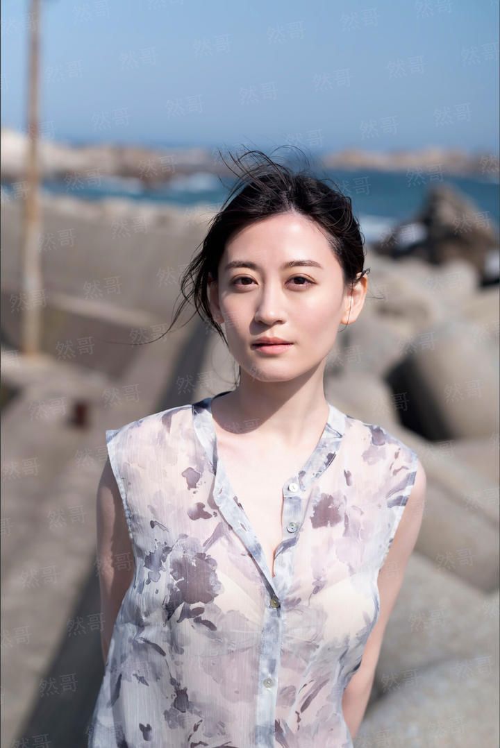 云秀昭华
