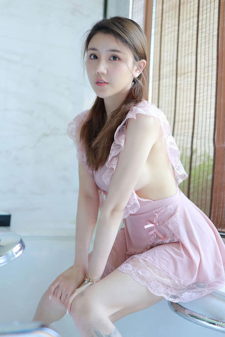待你回眸爱已落幕