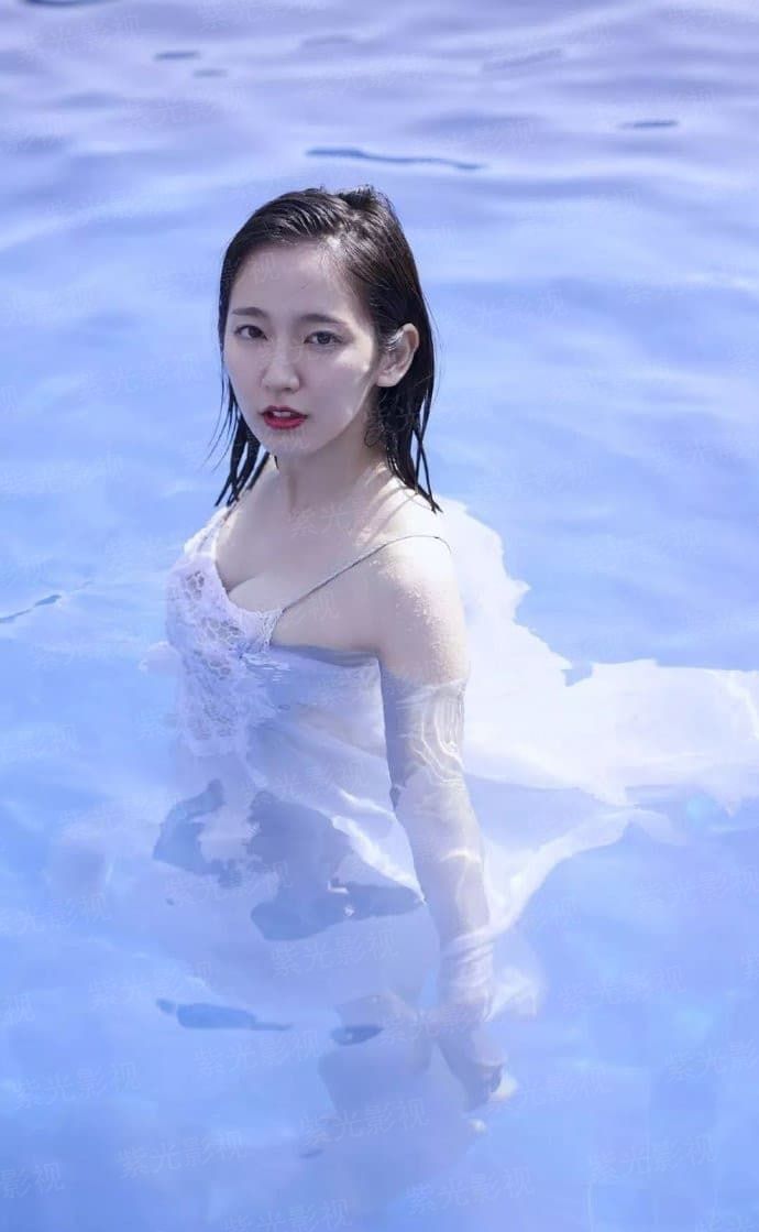 蓝魅蚀心