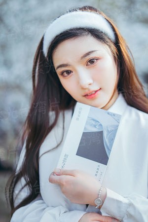 世界太美，可我只是路人