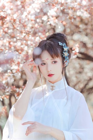 嘘！看手机