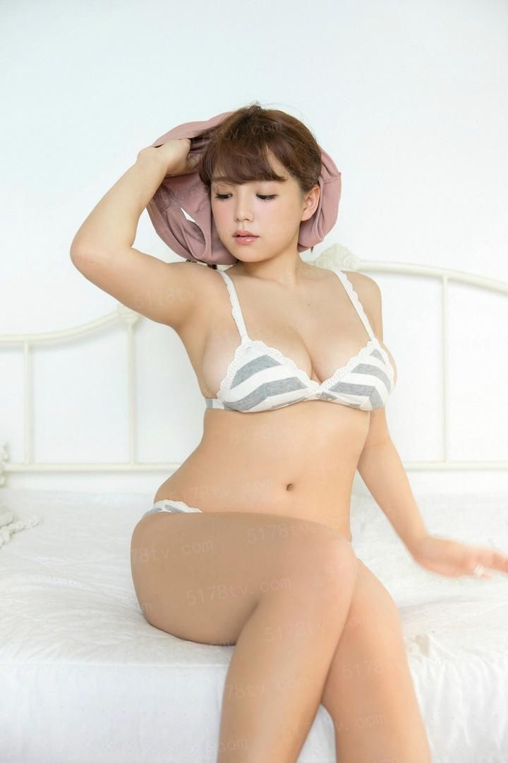 王牌拽少伪女王