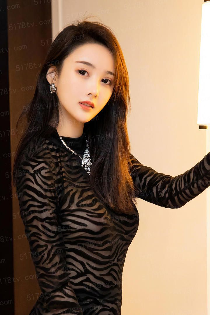 东京电梯小姐