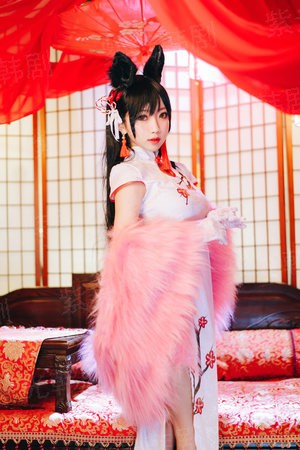 性感女贼赖上我