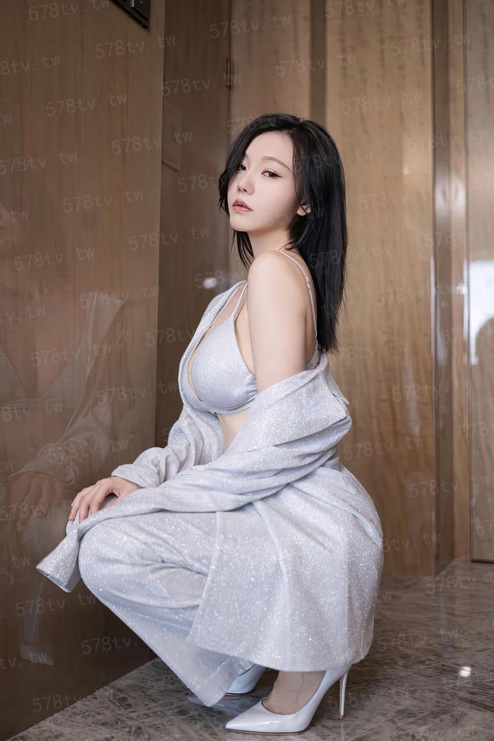 爱浅弥琛，老婆我爱你