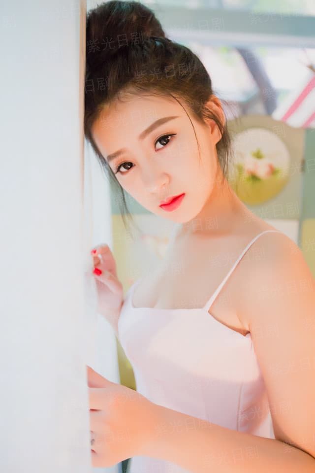 王总叫我变装我不依[娱乐圈]