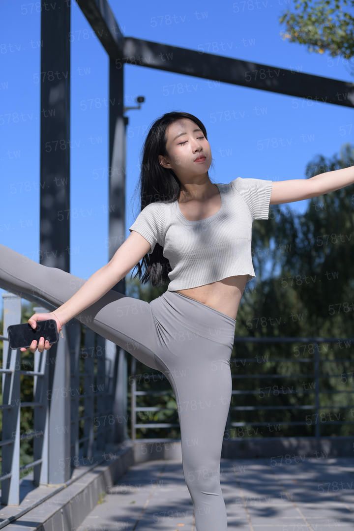 潜行吧！奈亚子W OVA